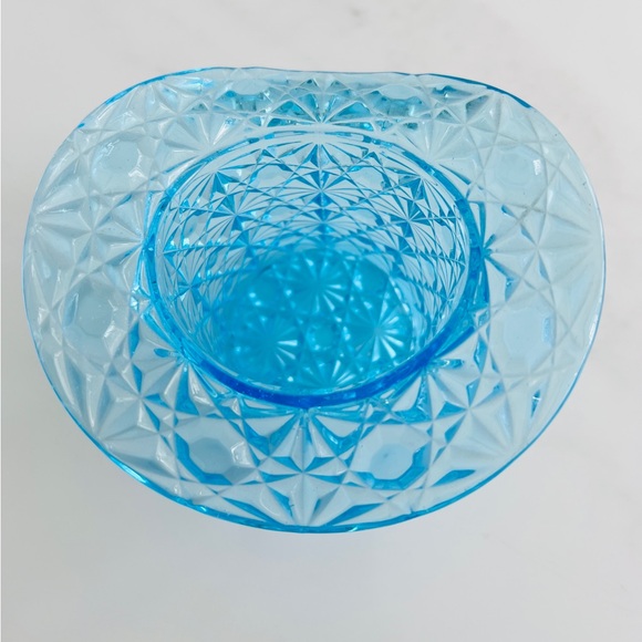 vintage Fenton Daisy and Button top hat blue cut glass whimsy toothpick holder - Picture 4 of 9